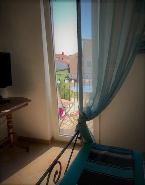 Apartment Bella วิงกุรัน ภายนอก รูปภาพ